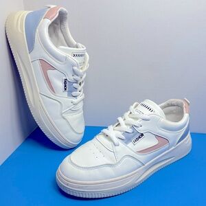 Women's White Tennis Shoes Sneakers Comfortable Low Top Fashion Sneakers